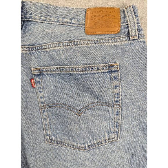 Levis Premium Jeans Mens 34x30 Blue Baggy Dad Straight Distressed Whiskers Big E - Picture 9 of 16